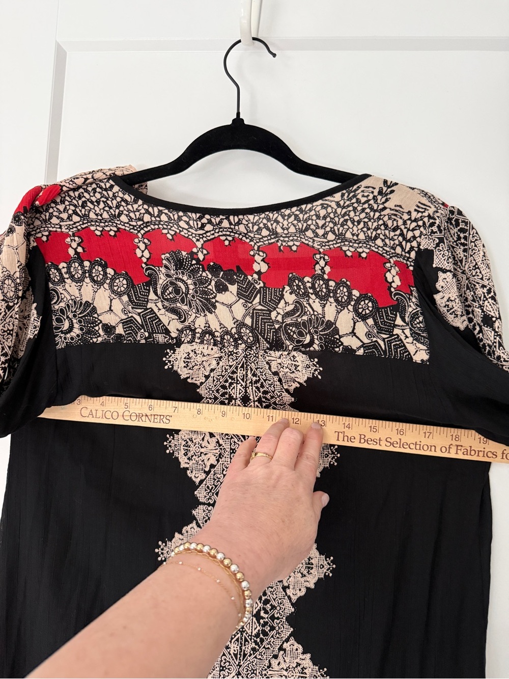 Angie Boho Dress Black Red Global Inspired Print Tassel Tie Neck New with Tags S - Picture 10 of 10